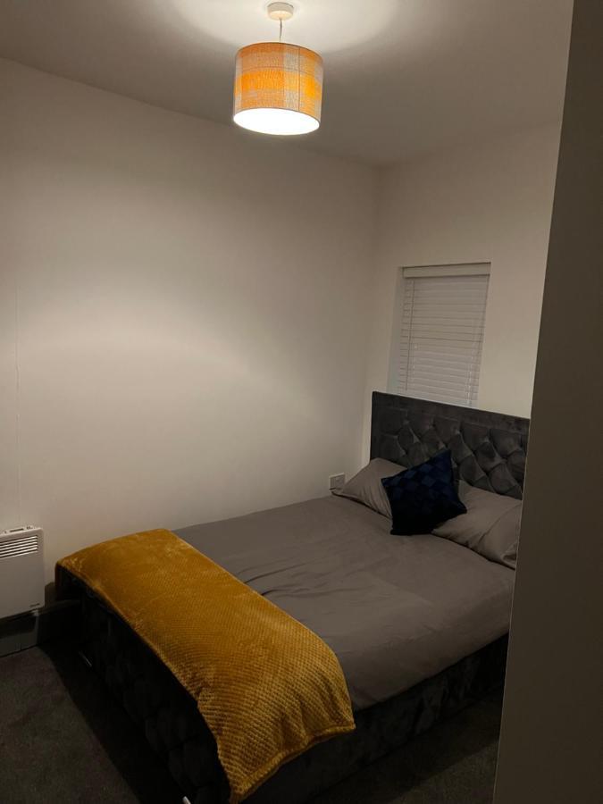 ワーリントンGround Floor Two Bed Cairo Streetアパートメント エクステリア 写真