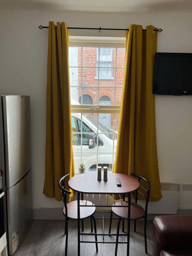 ワーリントンGround Floor Two Bed Cairo Streetアパートメント エクステリア 写真